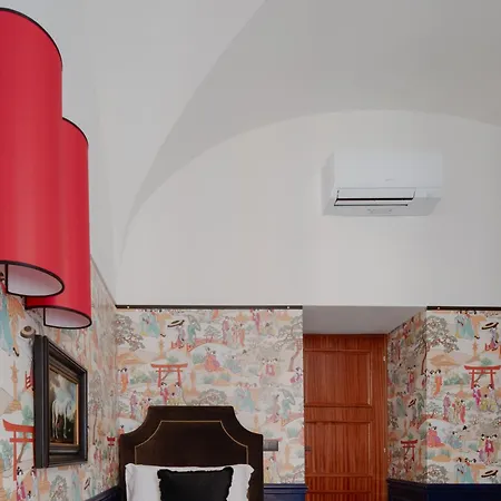 The Couper Condotti Hotel *