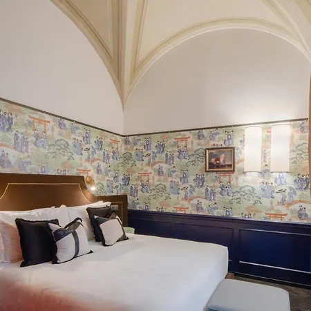 The Couper Condotti Hotel *