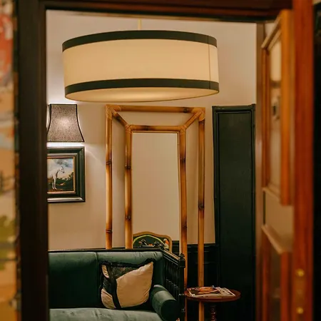 The Couper Condotti Hotel Rome