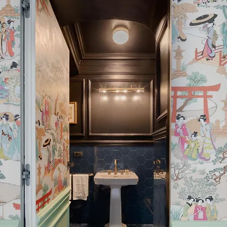 The Couper Condotti Hotel Rome